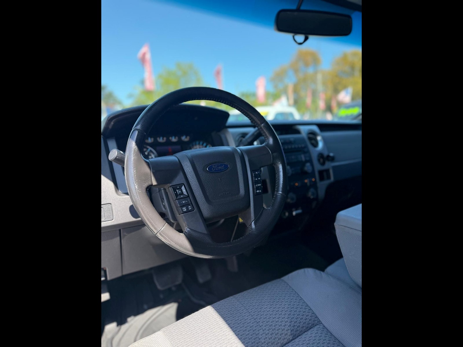 2011 FORD F-150 in Miami, FL
