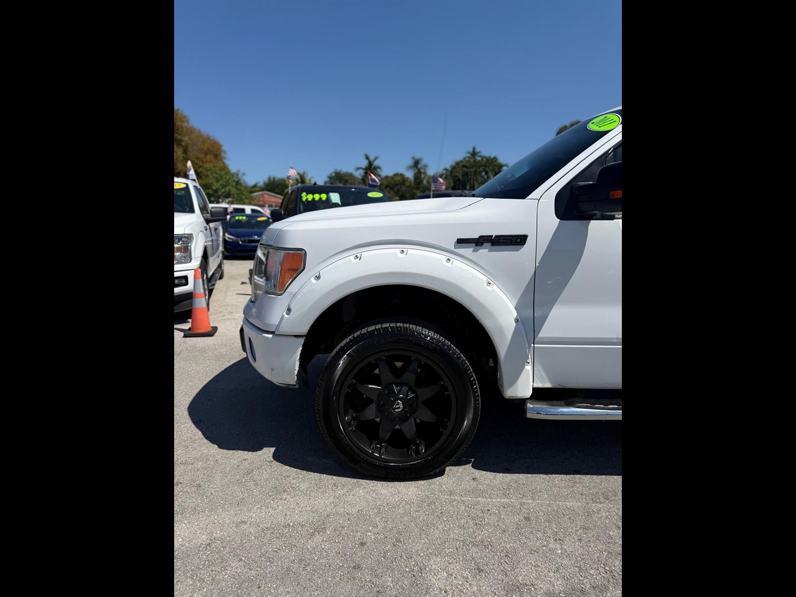 2011 FORD F-150 in Miami, FL