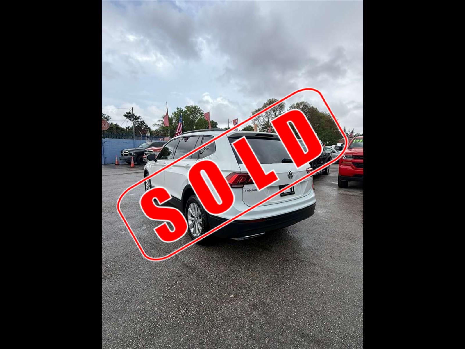 2018 VOLKSWAGEN Tiguan in Miami, FL