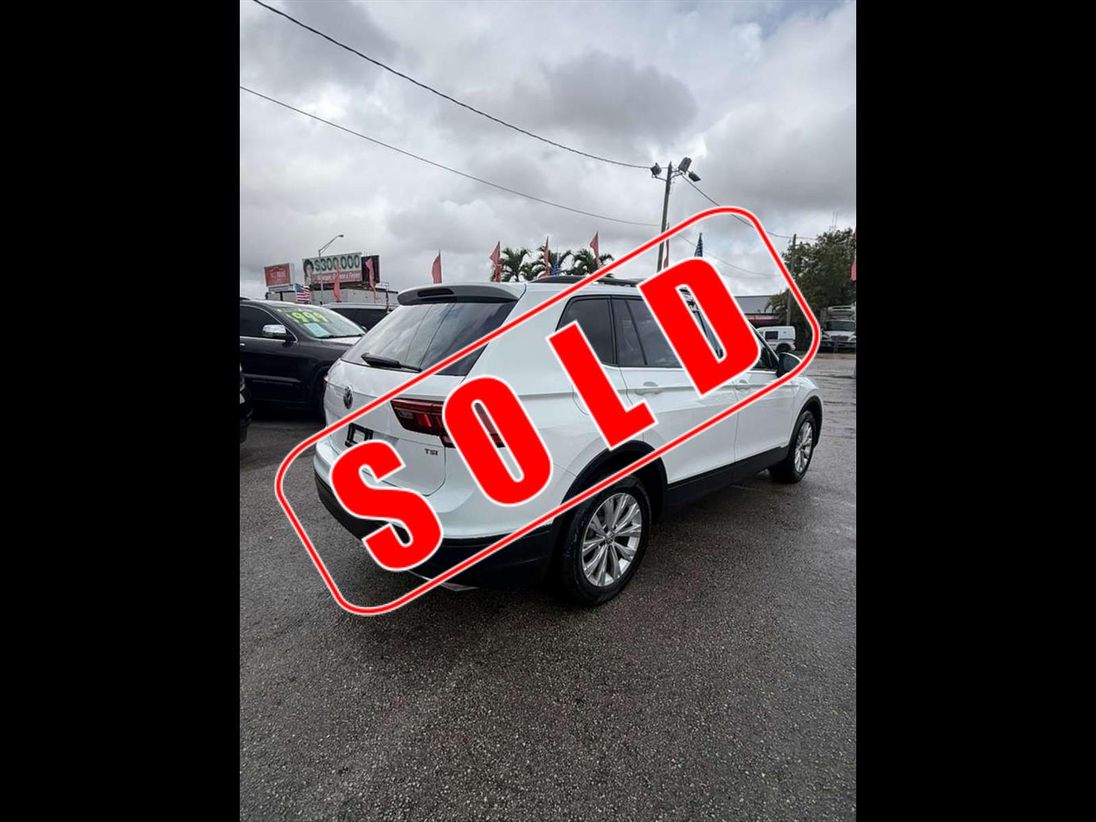 2018 VOLKSWAGEN Tiguan in Miami, FL