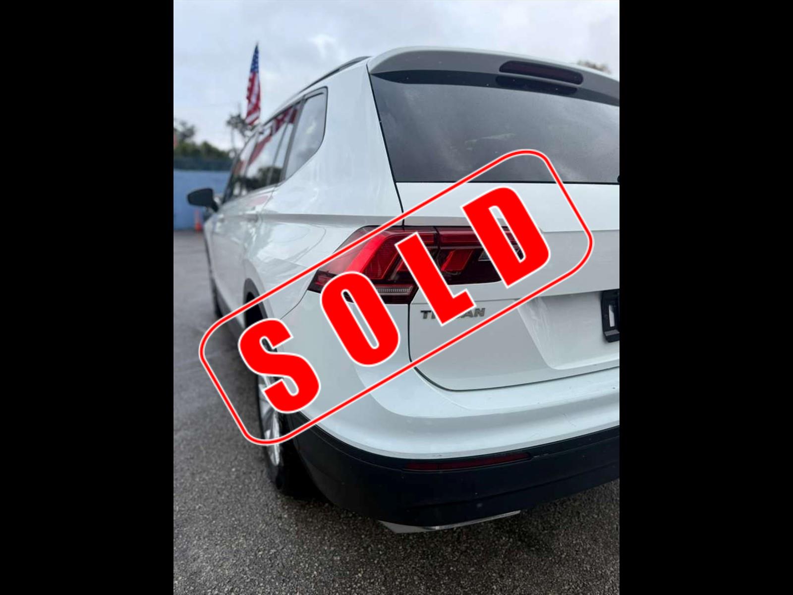 2018 VOLKSWAGEN Tiguan in Miami, FL