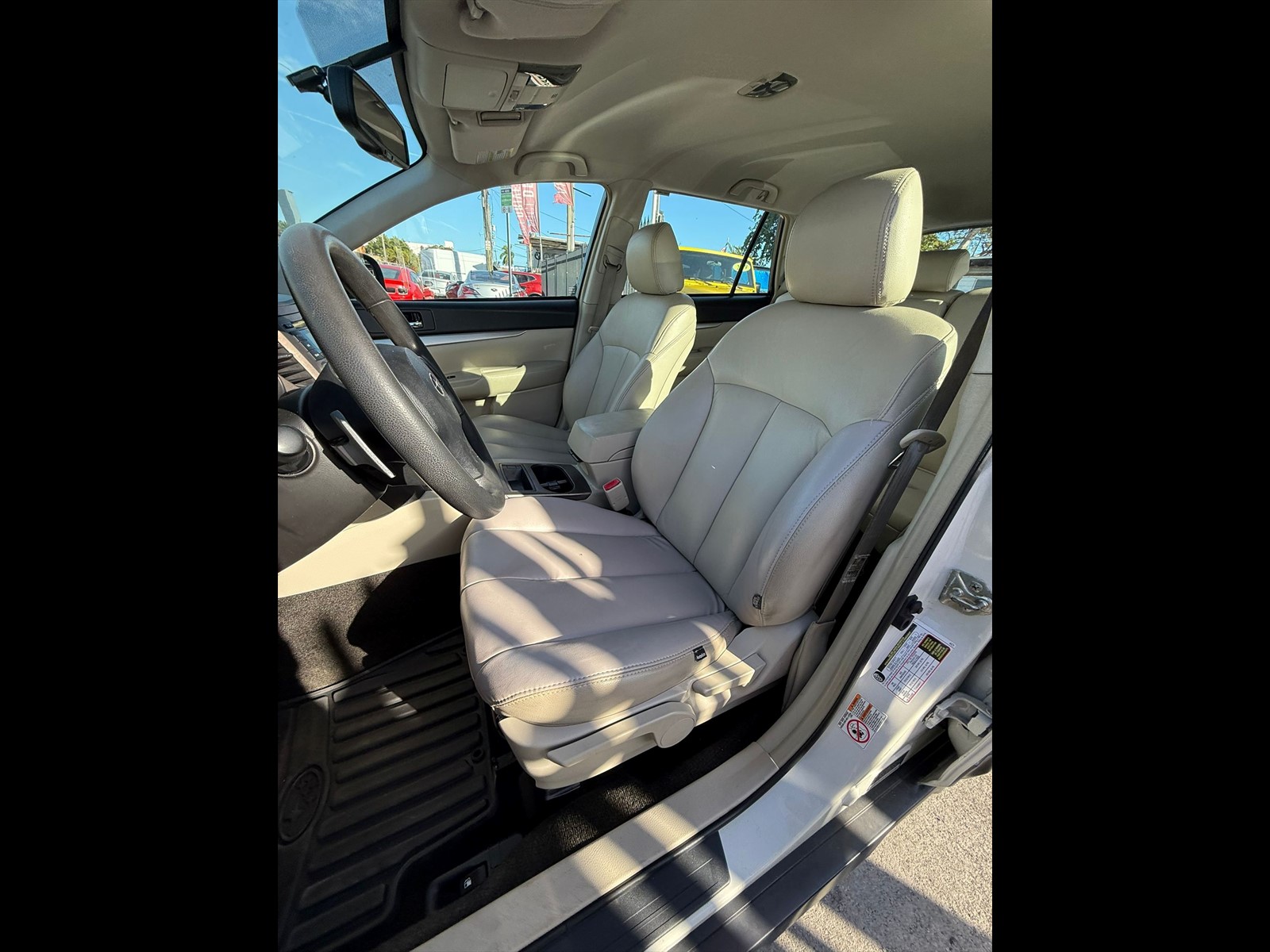 2013 Subaru Outback in miami, FL