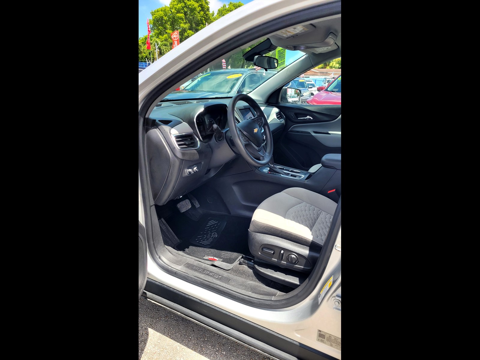 2020 Chevrolet Equinox in Miami, FL