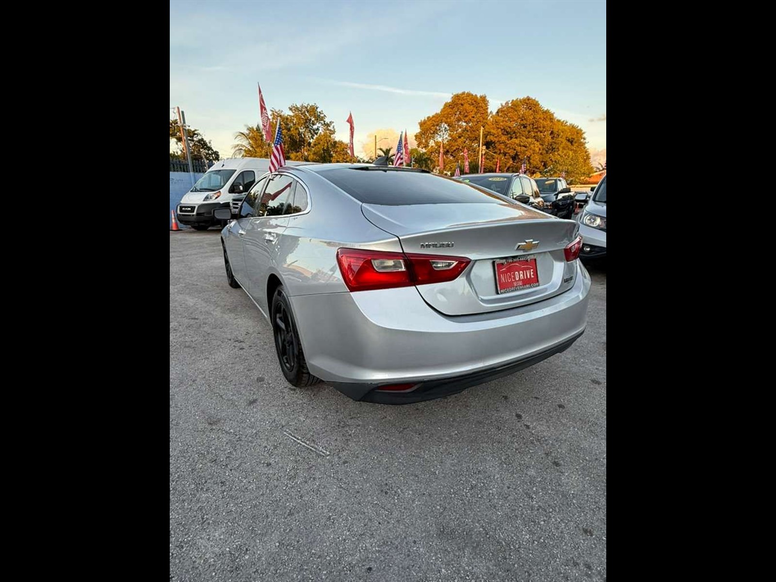 2017 Chevrolet Malibu in Miami, FL