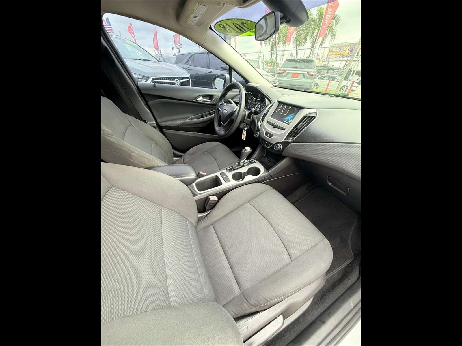 2018 CHEVROLET Cruze in Miami, FL