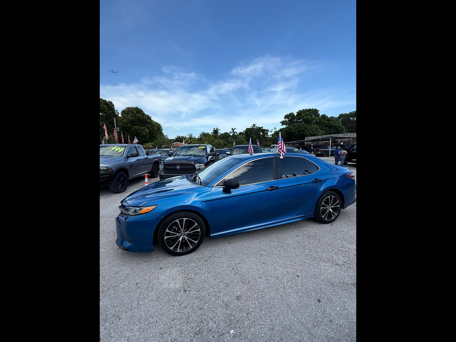2018 TOYOTA Camry in Miami, FL