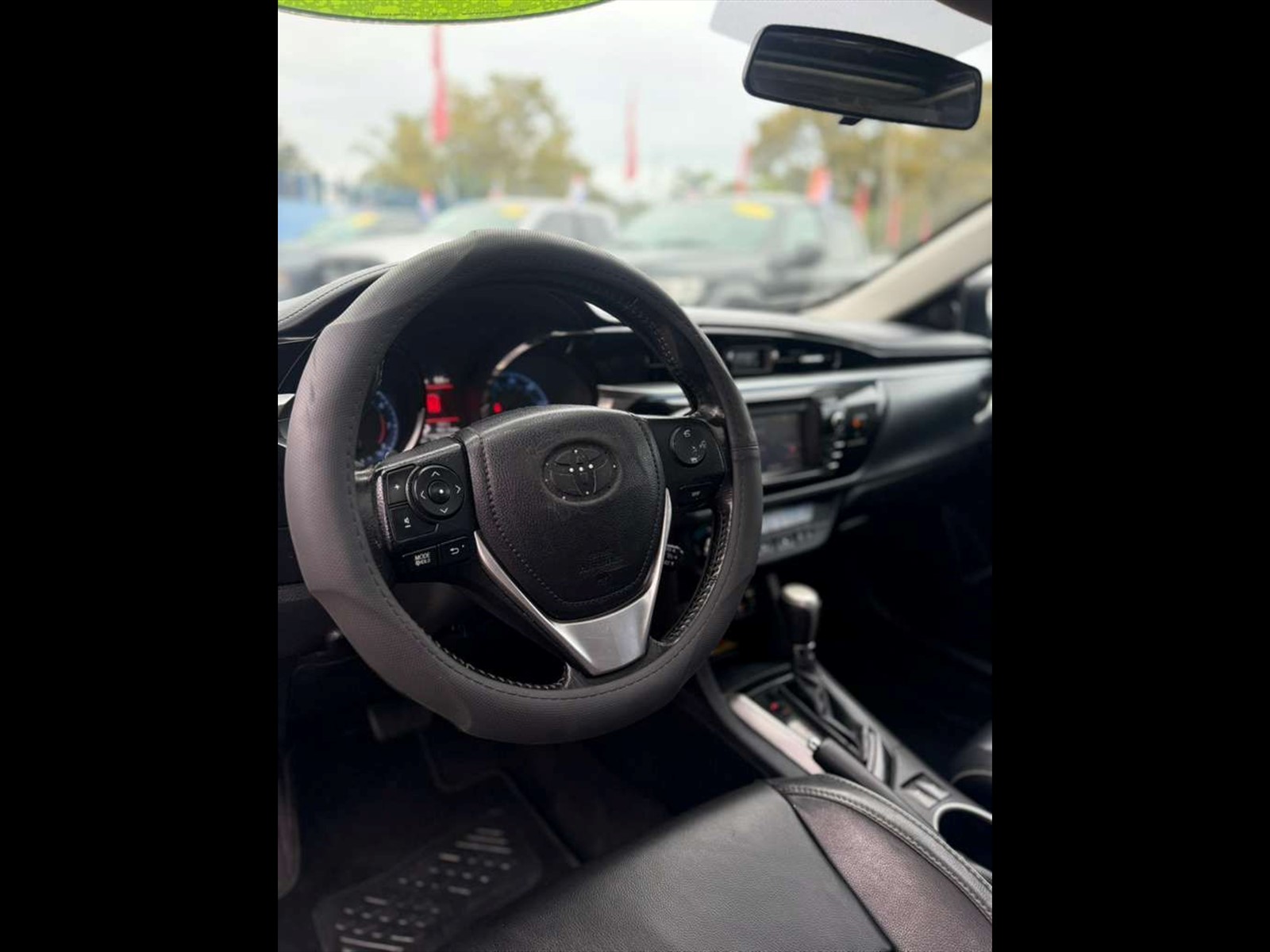 2015 TOYOTA Corolla in Miami, FL