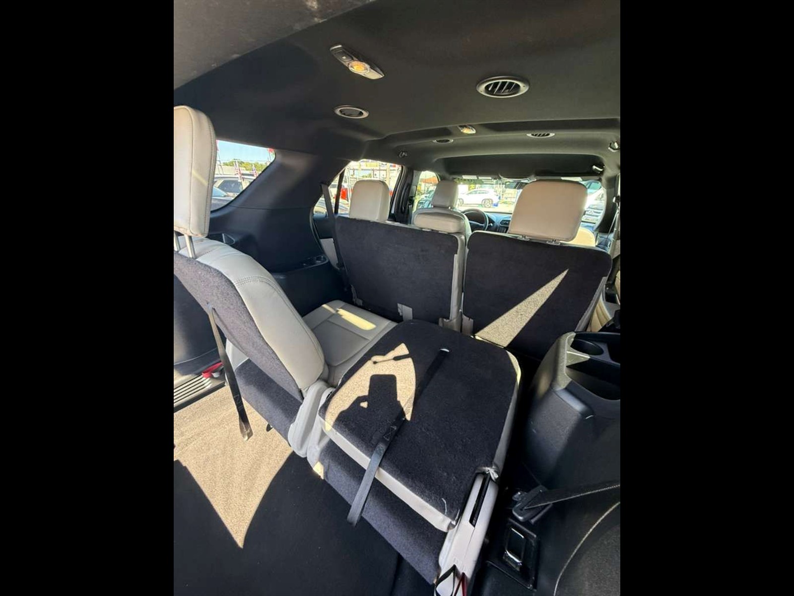 2018 FORD Explorer in Miami, FL