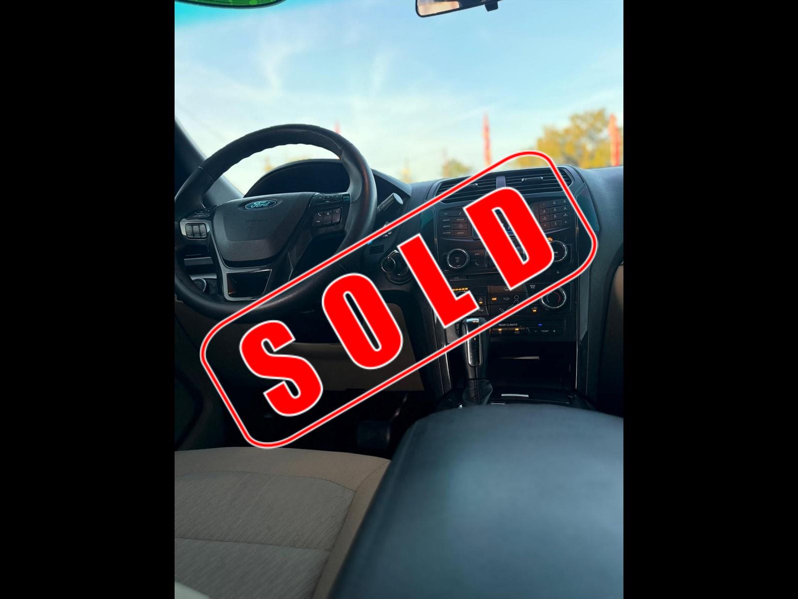 2016 FORD Explorer in Miami, FL