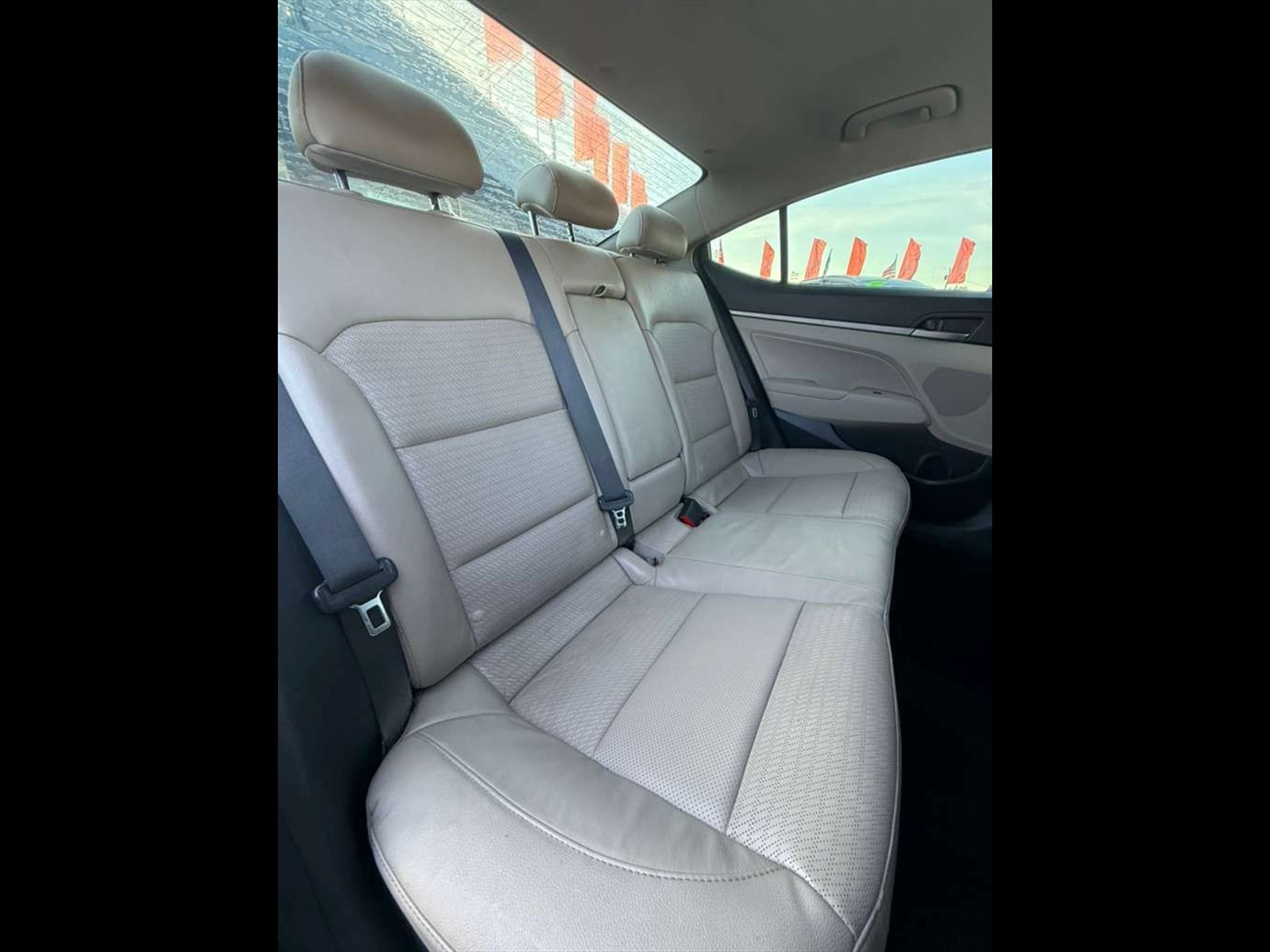 2017 HYUNDAI Elantra in Miami, FL