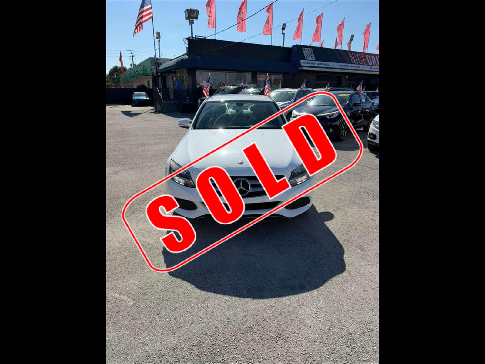 2015 MERCEDES-BENZ C-Class in Miami, FL