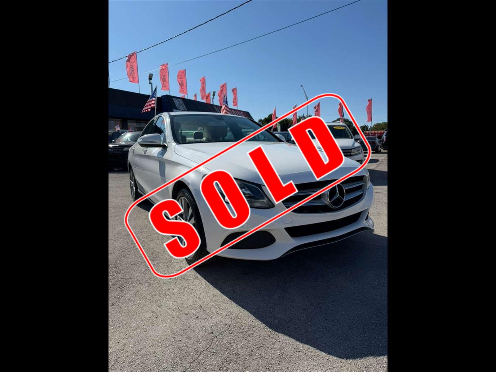 2015 MERCEDES-BENZ C-Class in Miami, FL