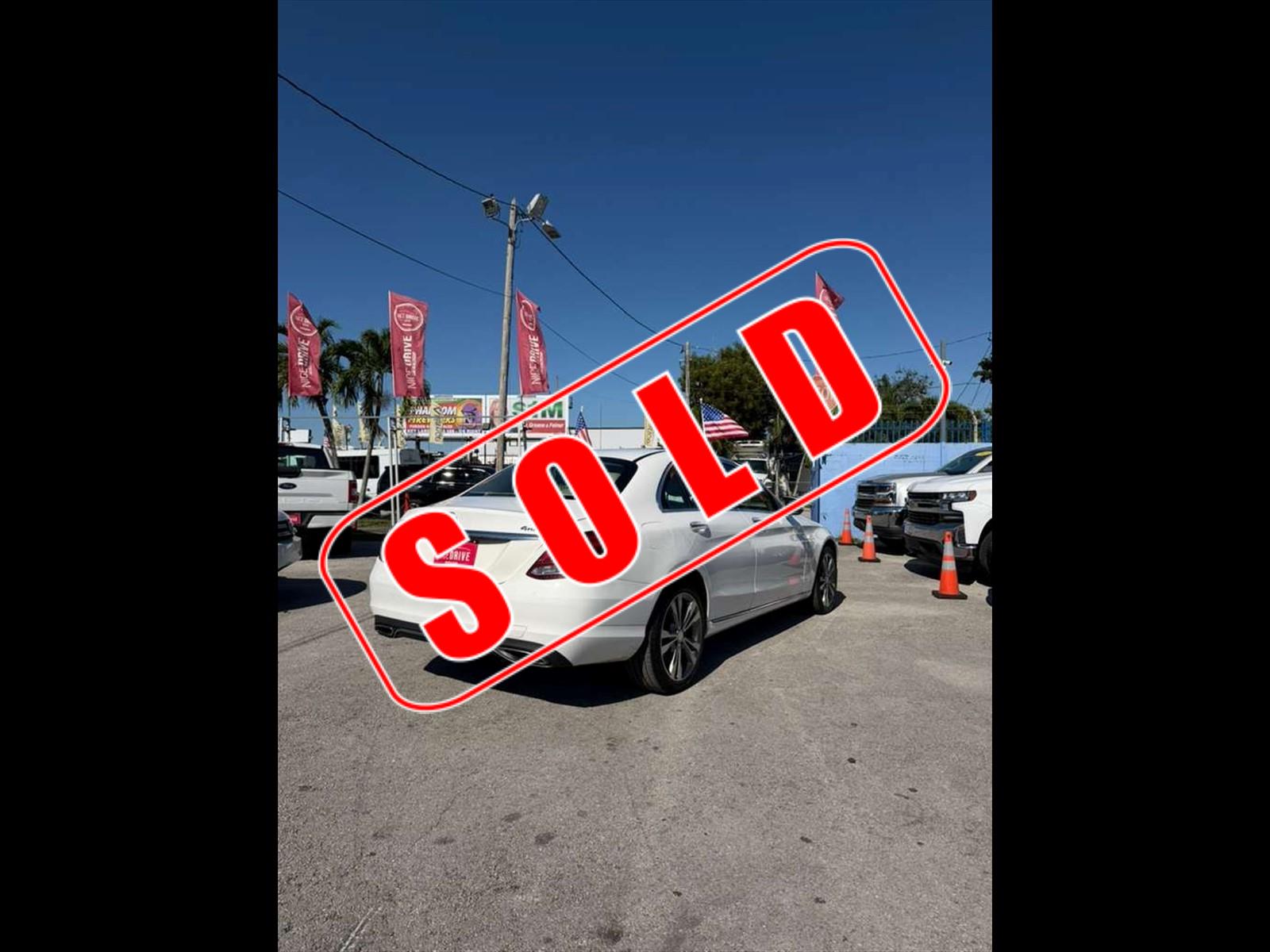 2015 MERCEDES-BENZ C-Class in Miami, FL