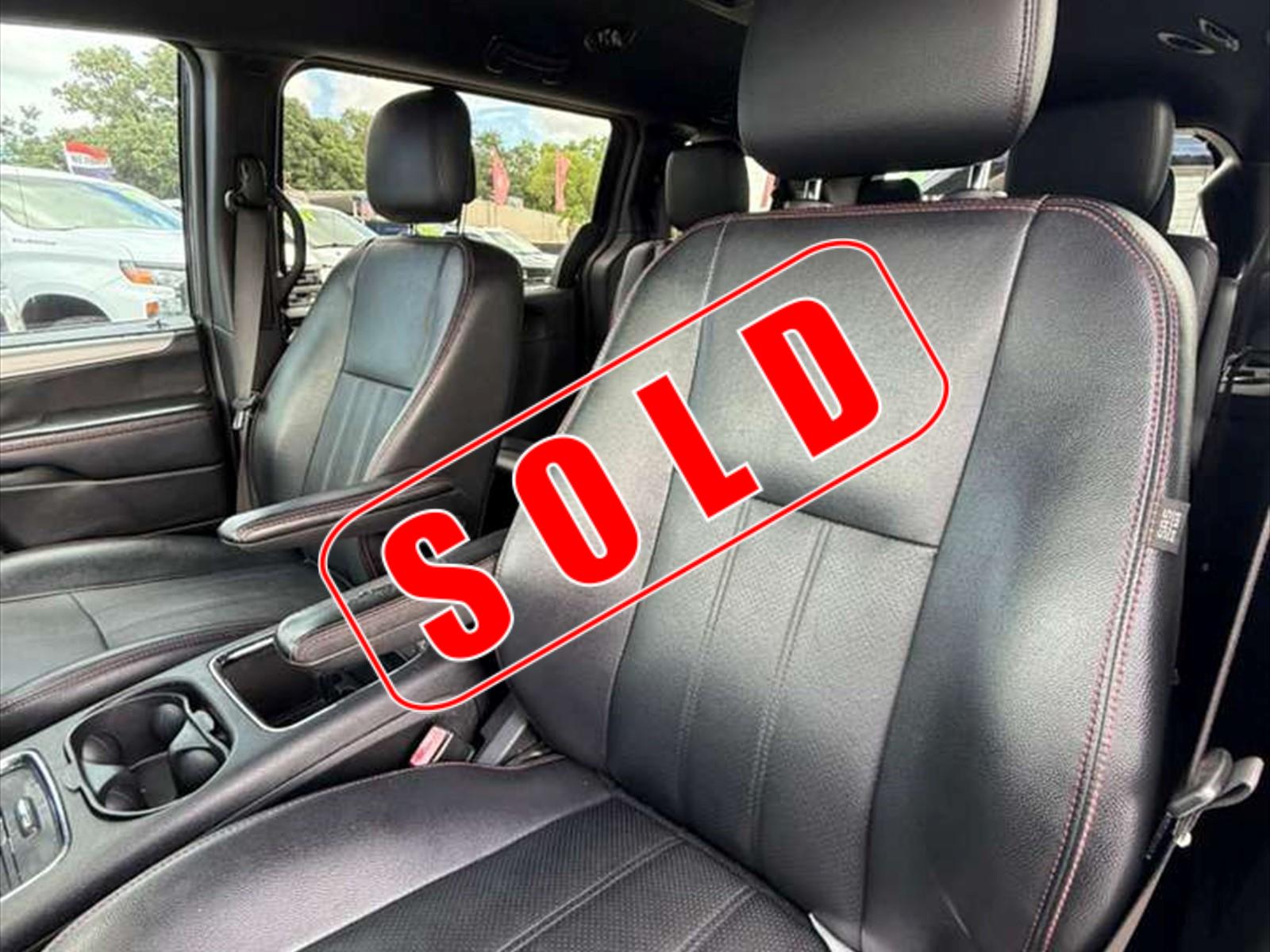 2019 DODGE Grand Caravan in Miami, FL