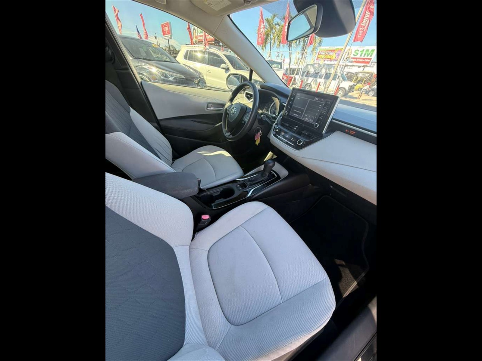 2020 TOYOTA Corolla in Miami, FL