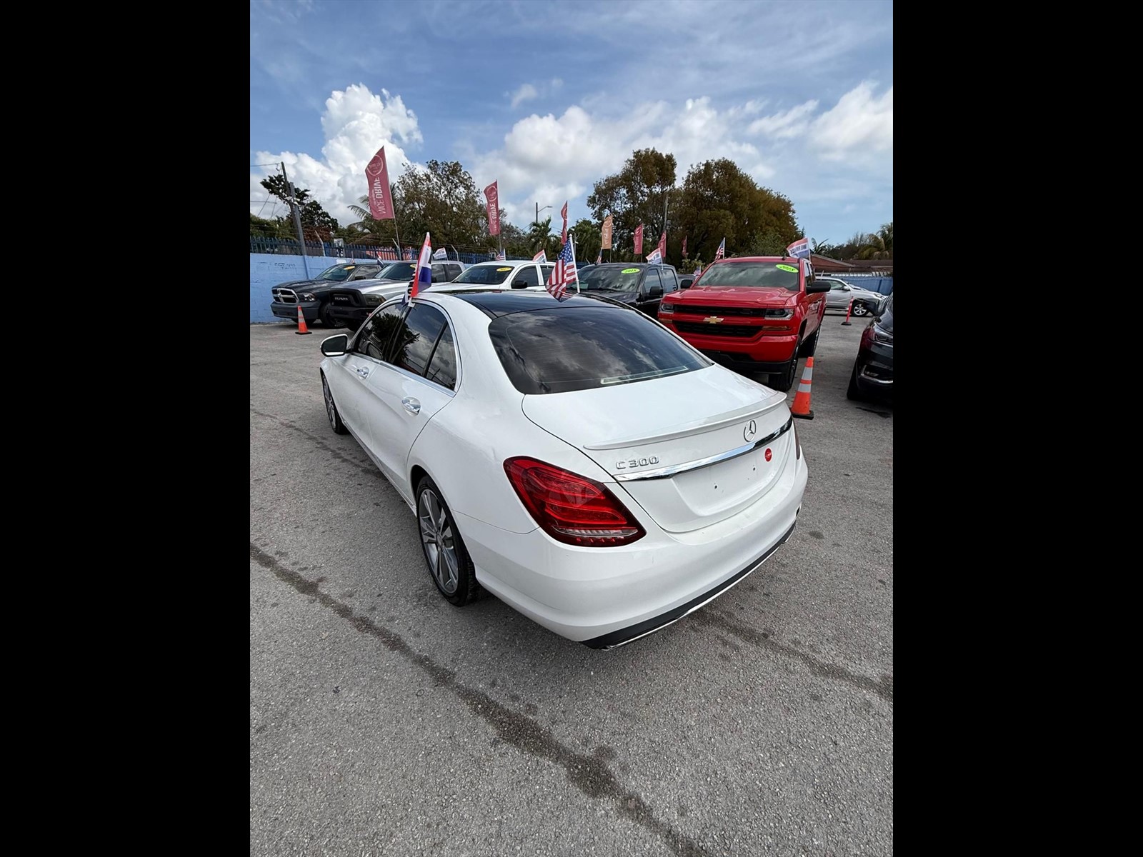 2015 MERCEDES-BENZ C-Class in Miami, FL