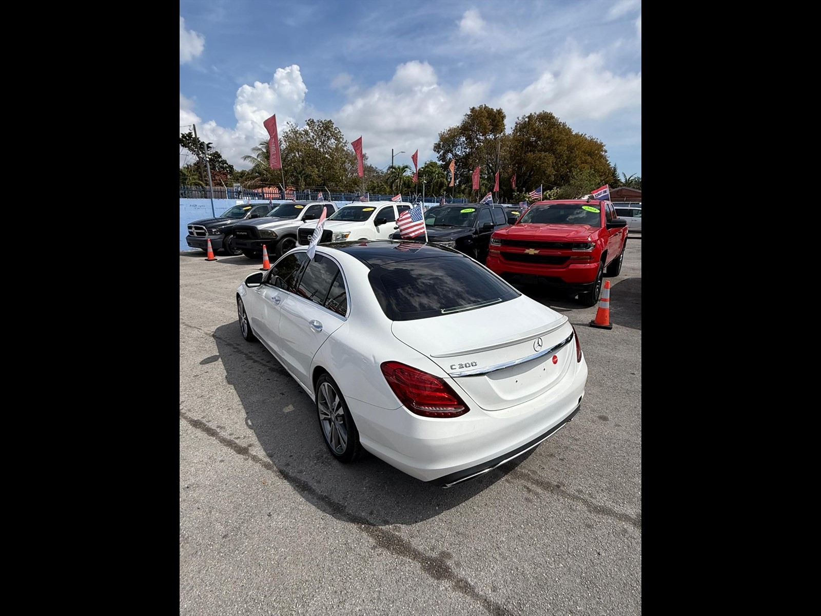 2015 MERCEDES-BENZ C-Class in Miami, FL