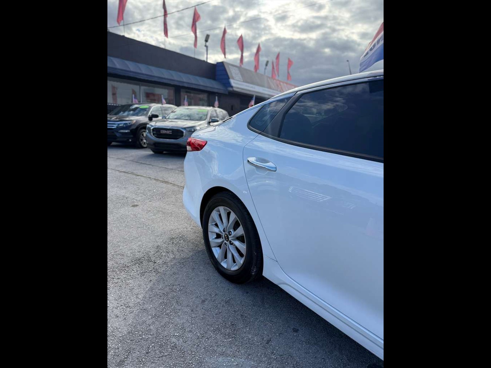 2016 KIA Optima in Miami, FL