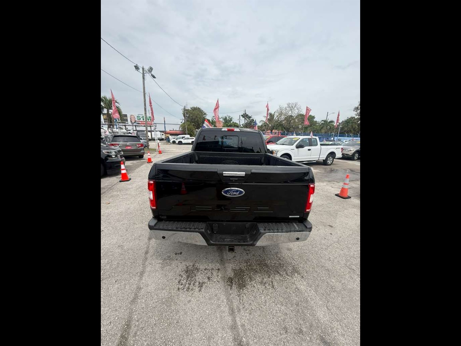 2018 FORD F-150 in Miami, FL
