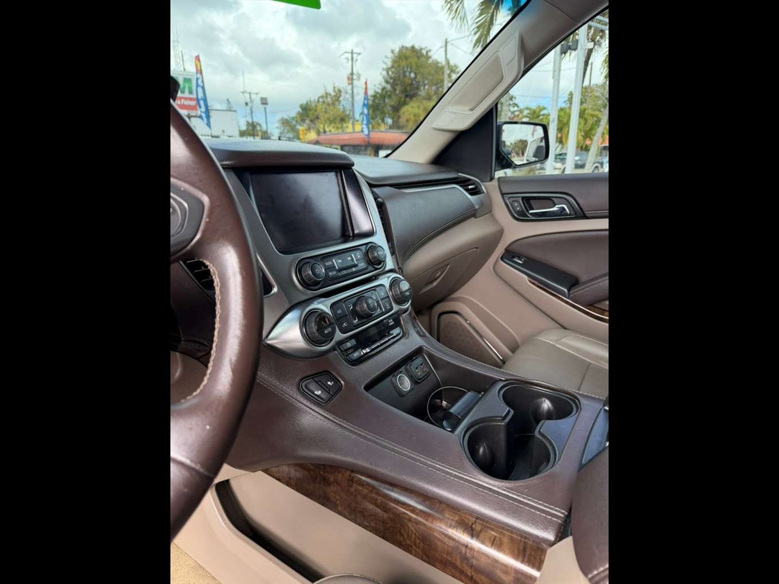 2017 CHEVROLET Tahoe in Miami, FL