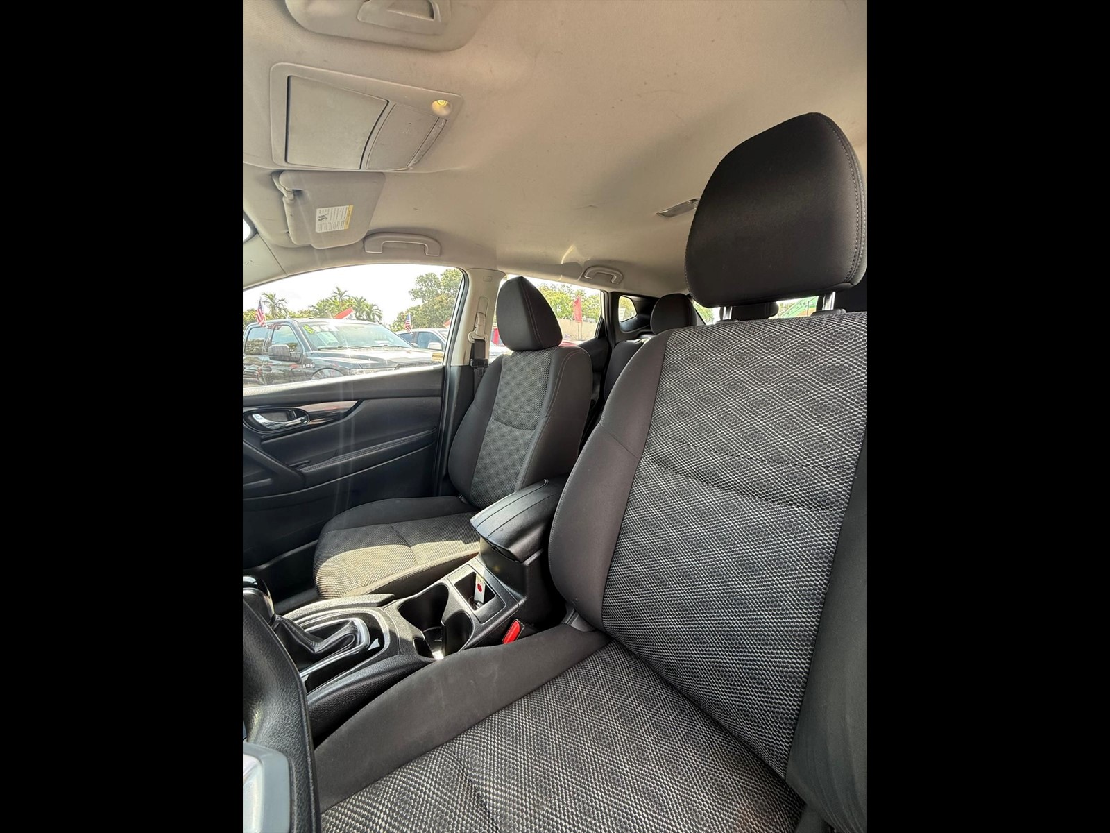 2017 NISSAN Rogue Sport in Miami, FL