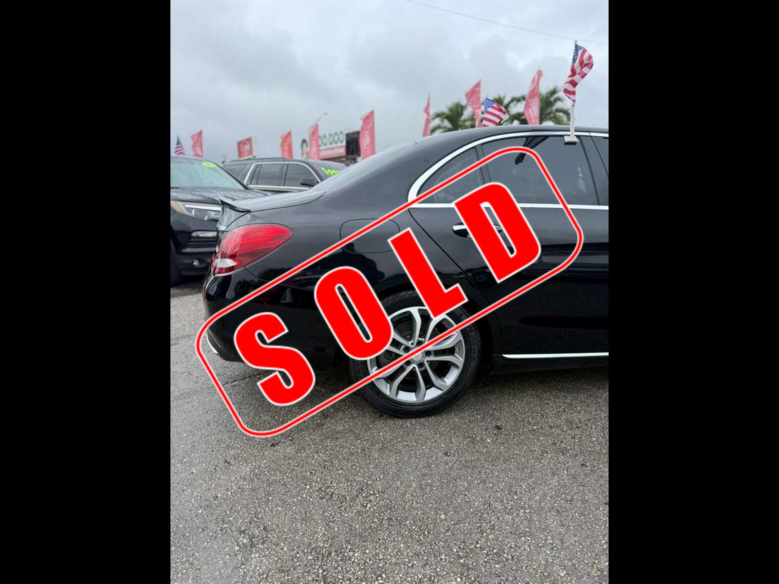 2016 MERCEDES-BENZ C-Class in Miami, FL