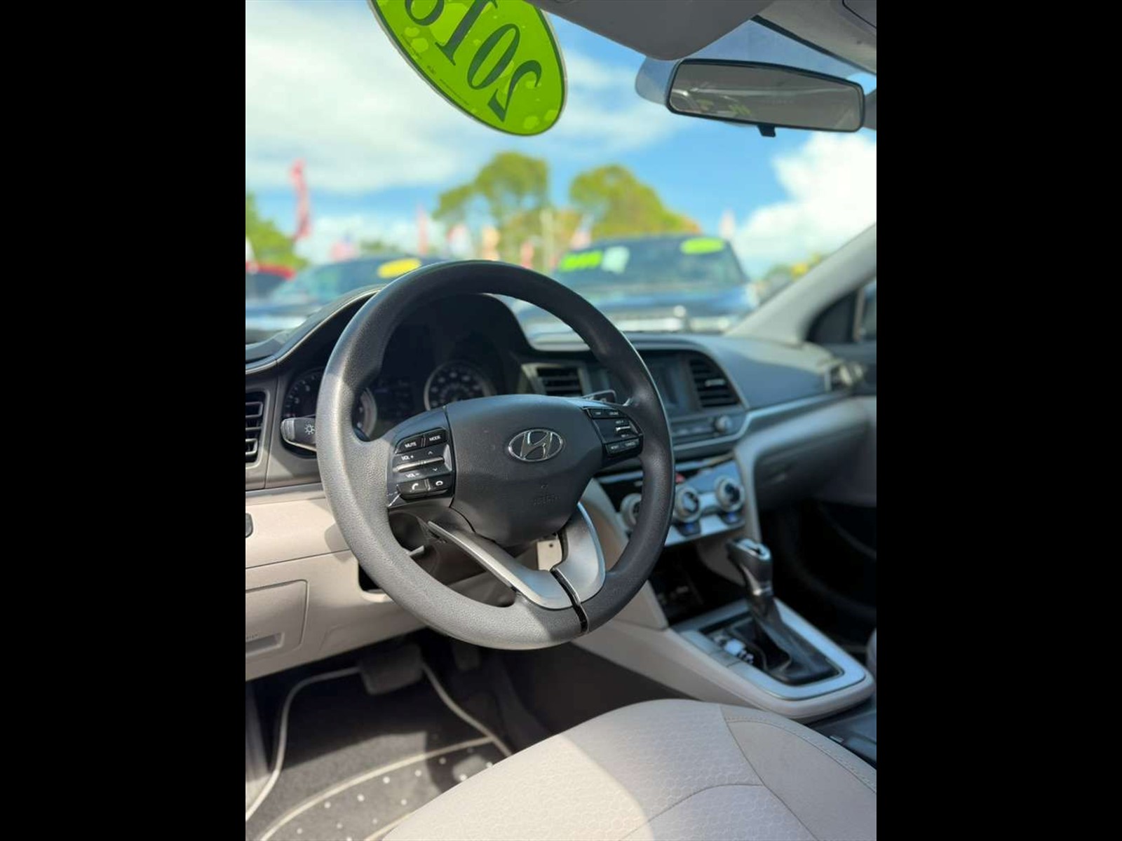 2019 HYUNDAI Elantra in Miami, FL