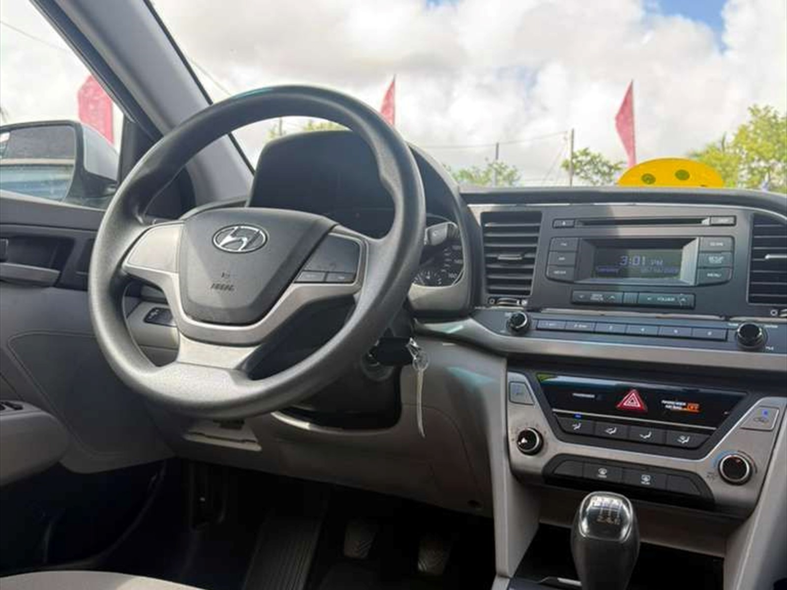 2018 HYUNDAI Elantra in Miami, FL