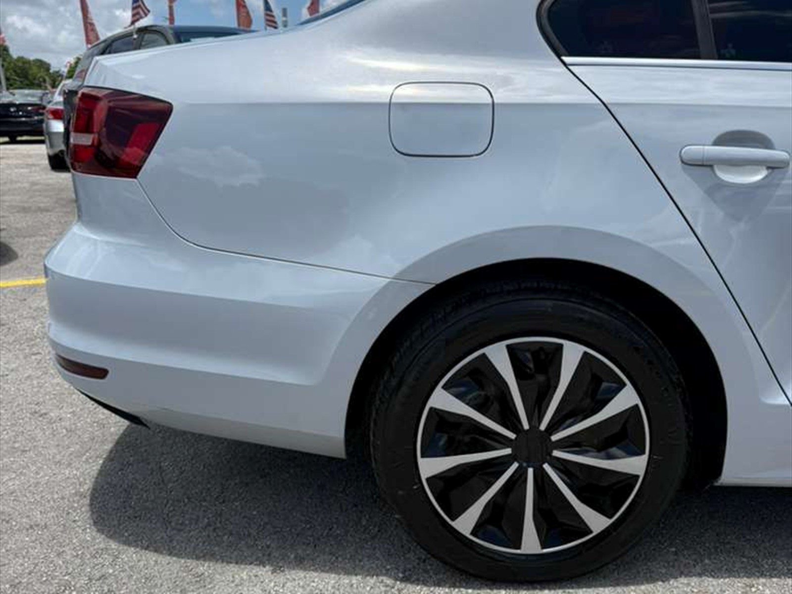 2017 VOLKSWAGEN Jetta in Miami, FL