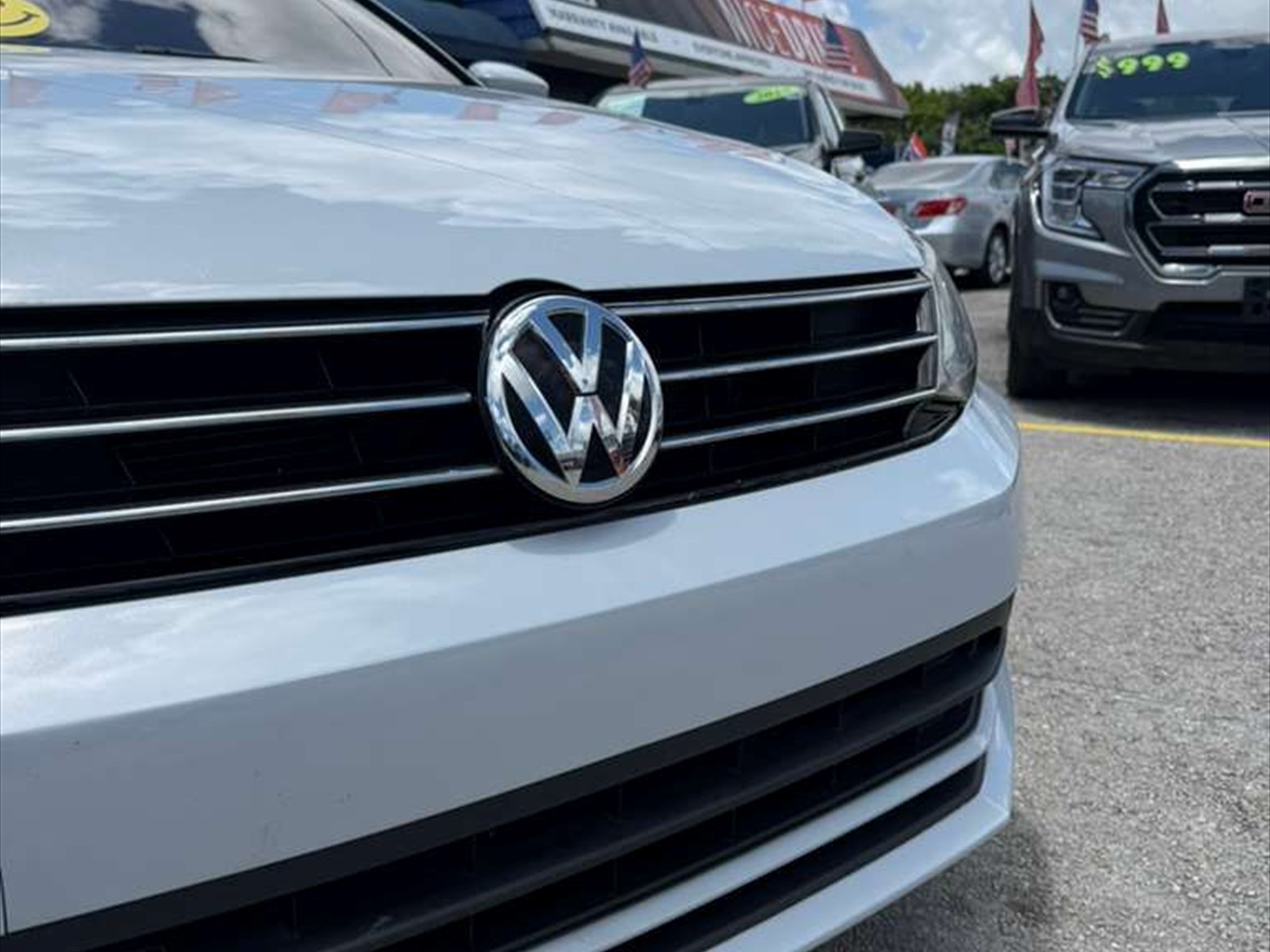2017 VOLKSWAGEN Jetta in Miami, FL