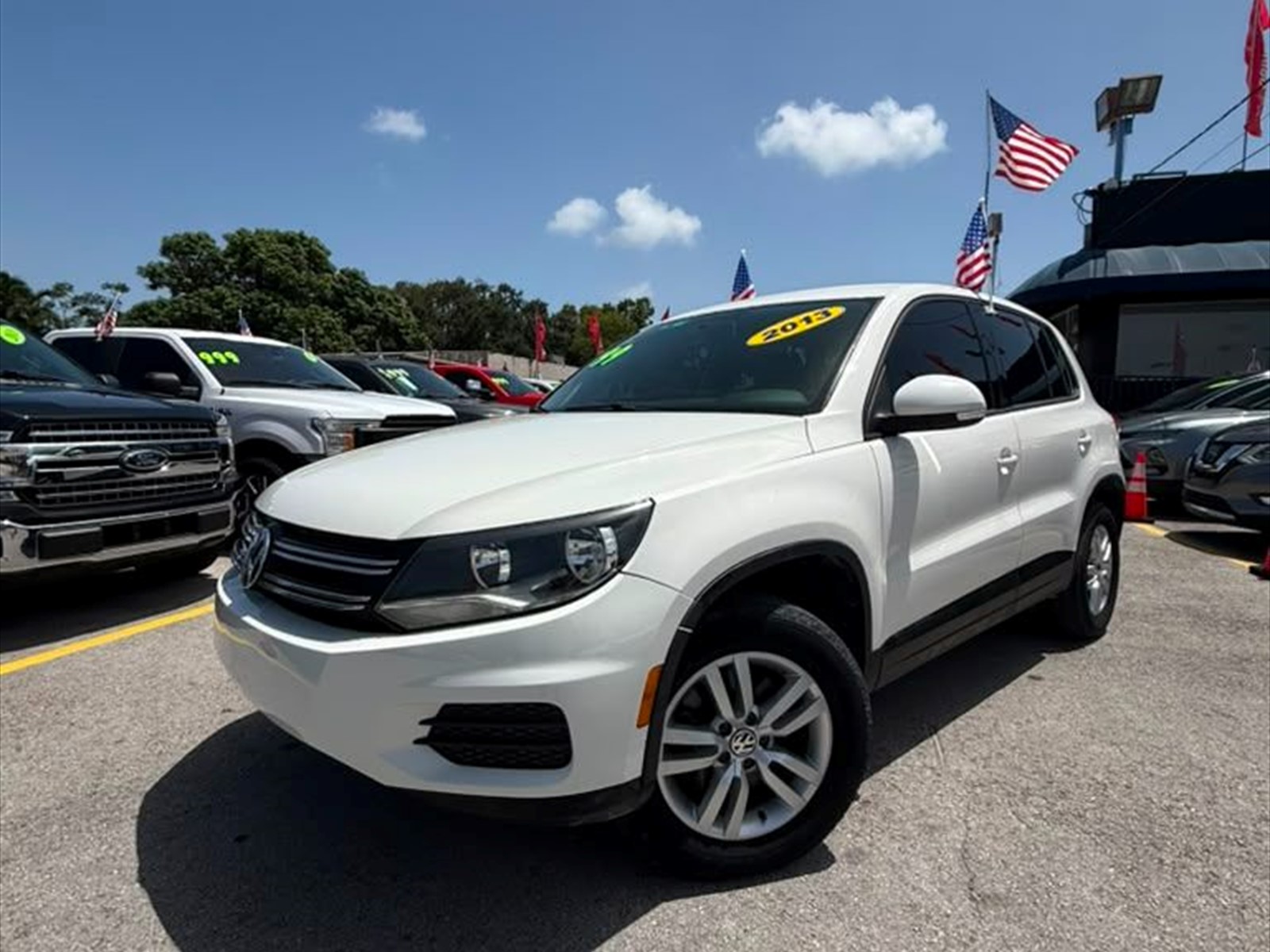 2013 VOLKSWAGEN Tiguan in Miami, FL