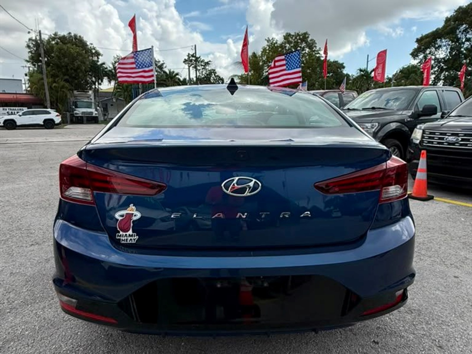 2019 HYUNDAI Elantra in Miami, FL