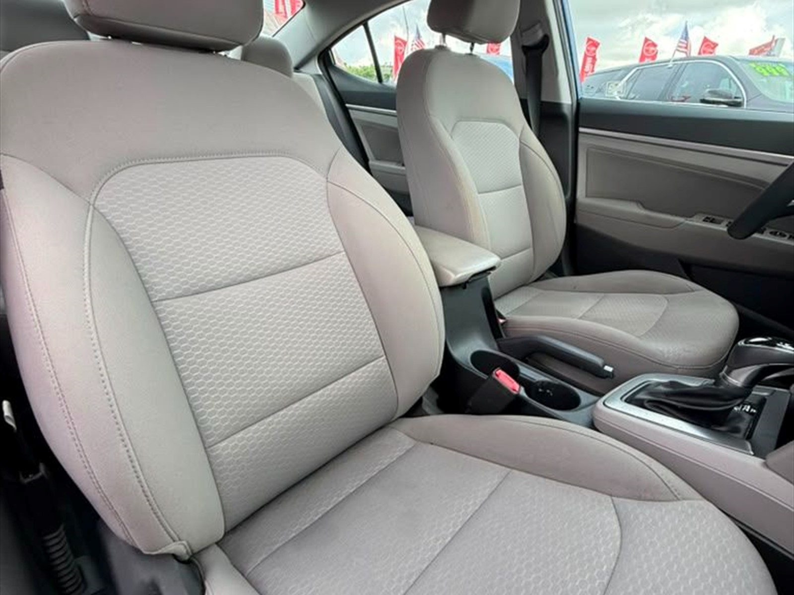 2019 HYUNDAI Elantra in Miami, FL