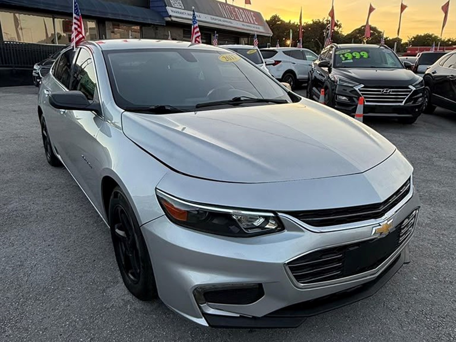 2017 CHEVROLET Malibu in Miami, FL