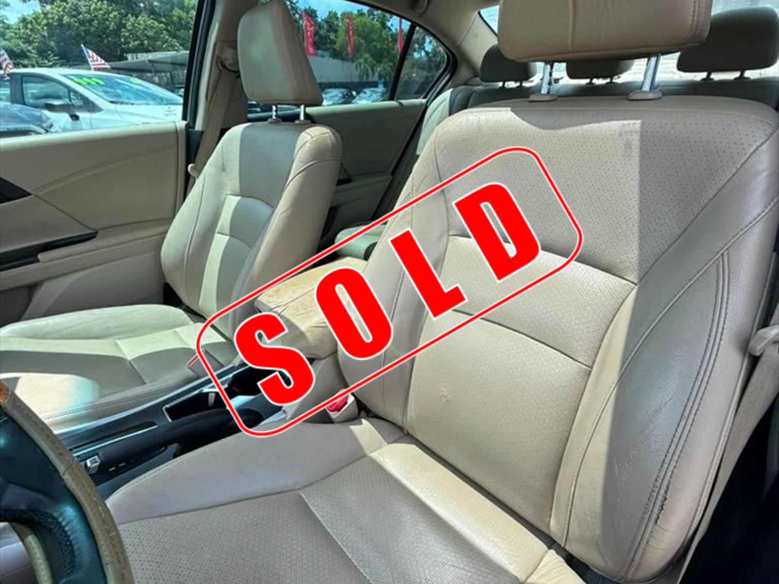 2015 HONDA Accord in Miami, FL