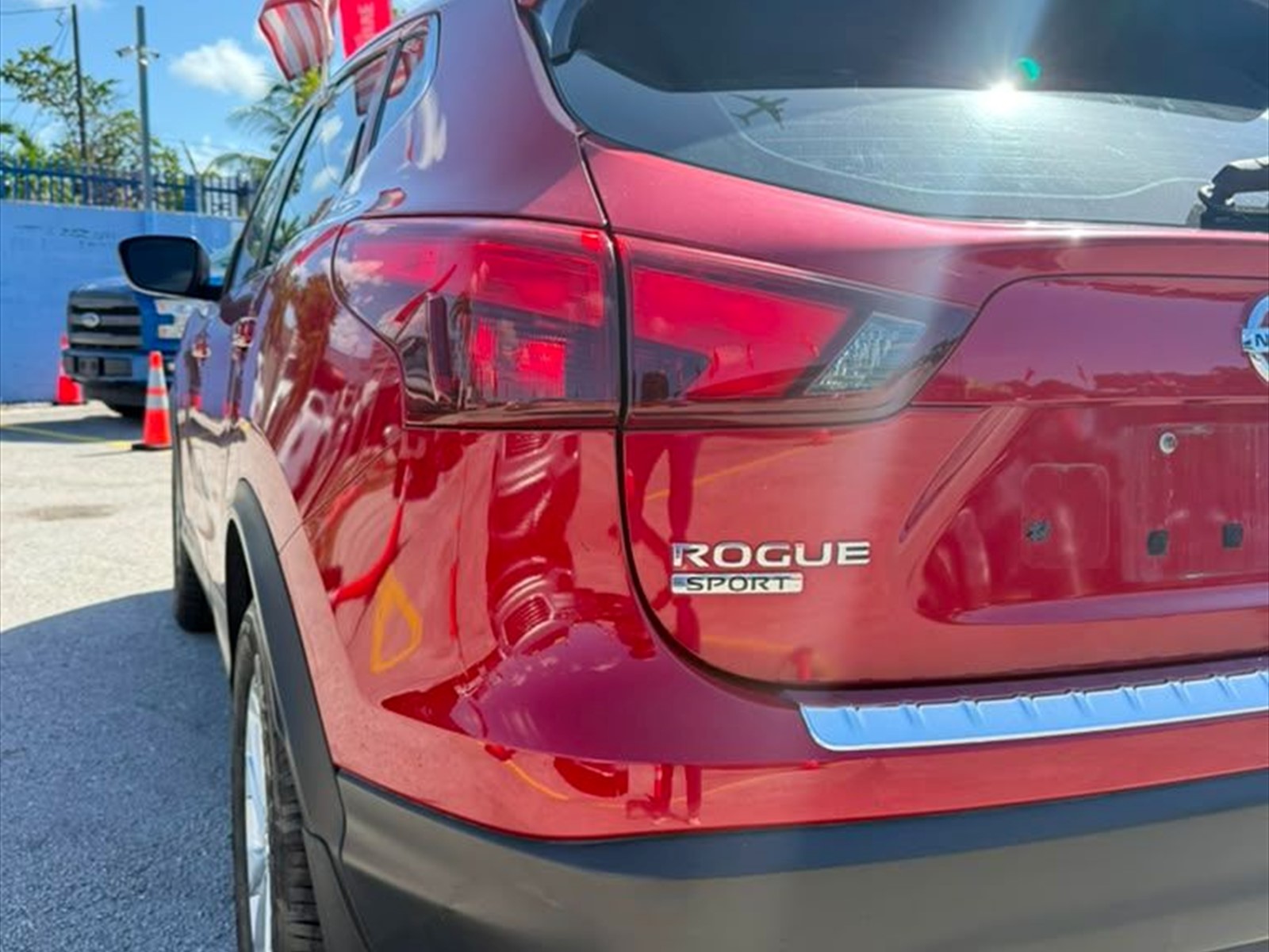 2018 NISSAN Rogue Sport in Miami, FL