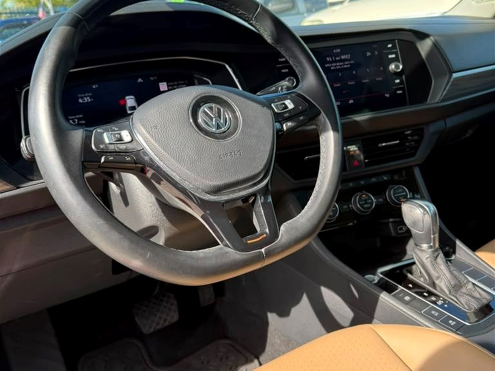 2019 VOLKSWAGEN Jetta in Miami, FL