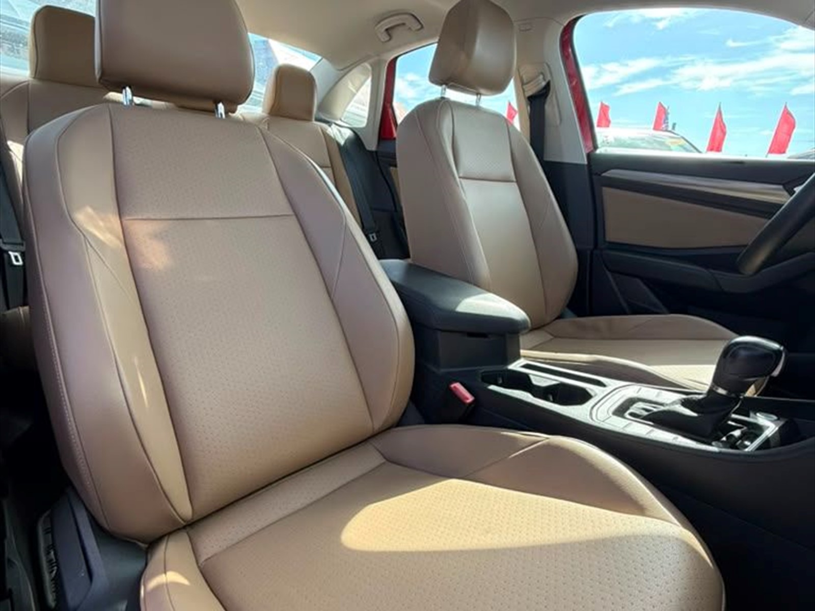 2019 VOLKSWAGEN Jetta in Miami, FL