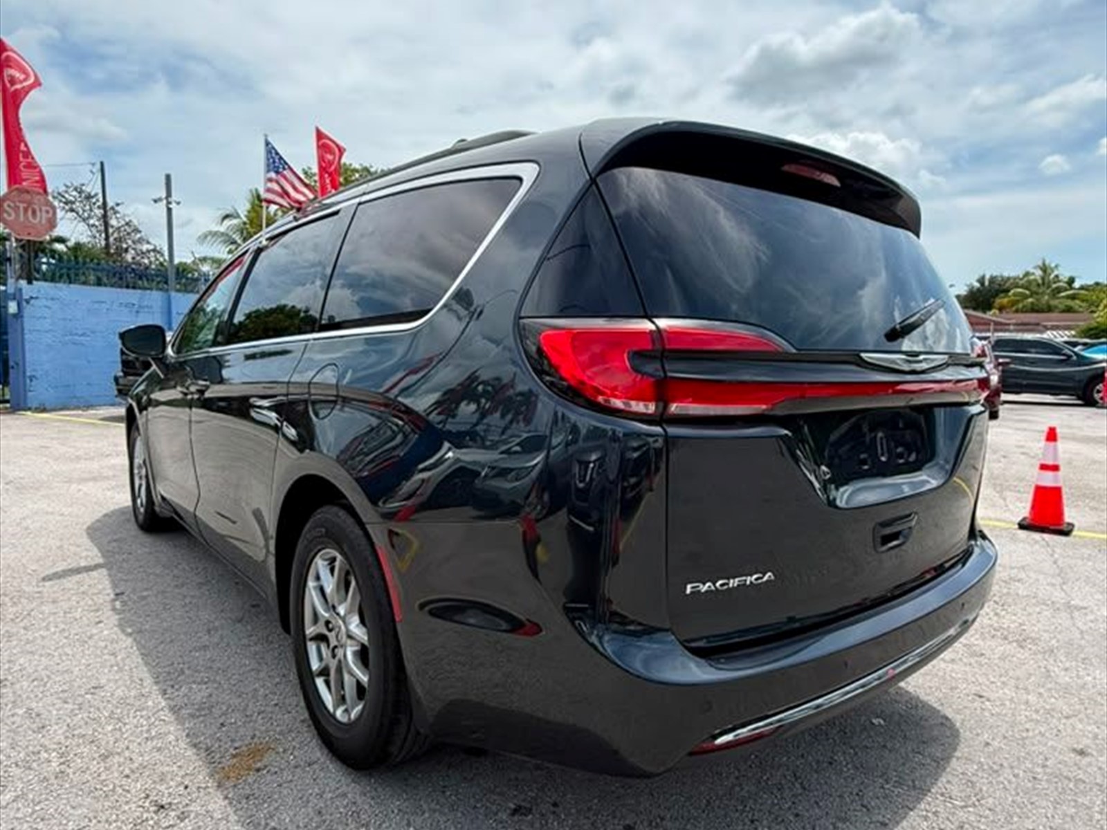 2021 CHRYSLER Pacifica in Miami, FL