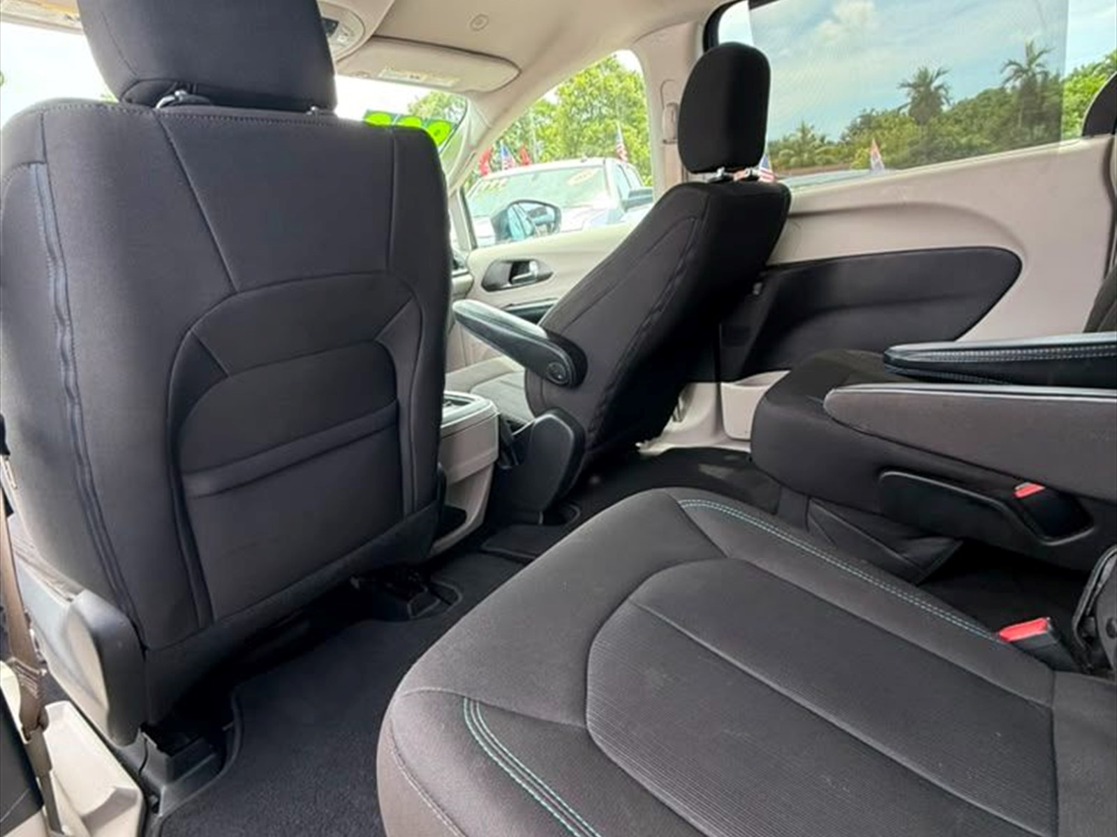 2021 CHRYSLER Pacifica in Miami, FL