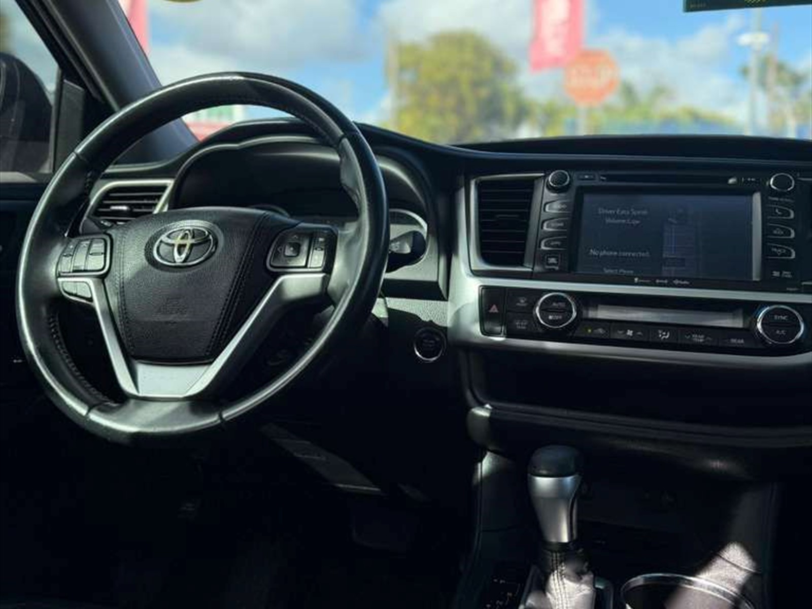 2016 TOYOTA Highlander in Miami, FL
