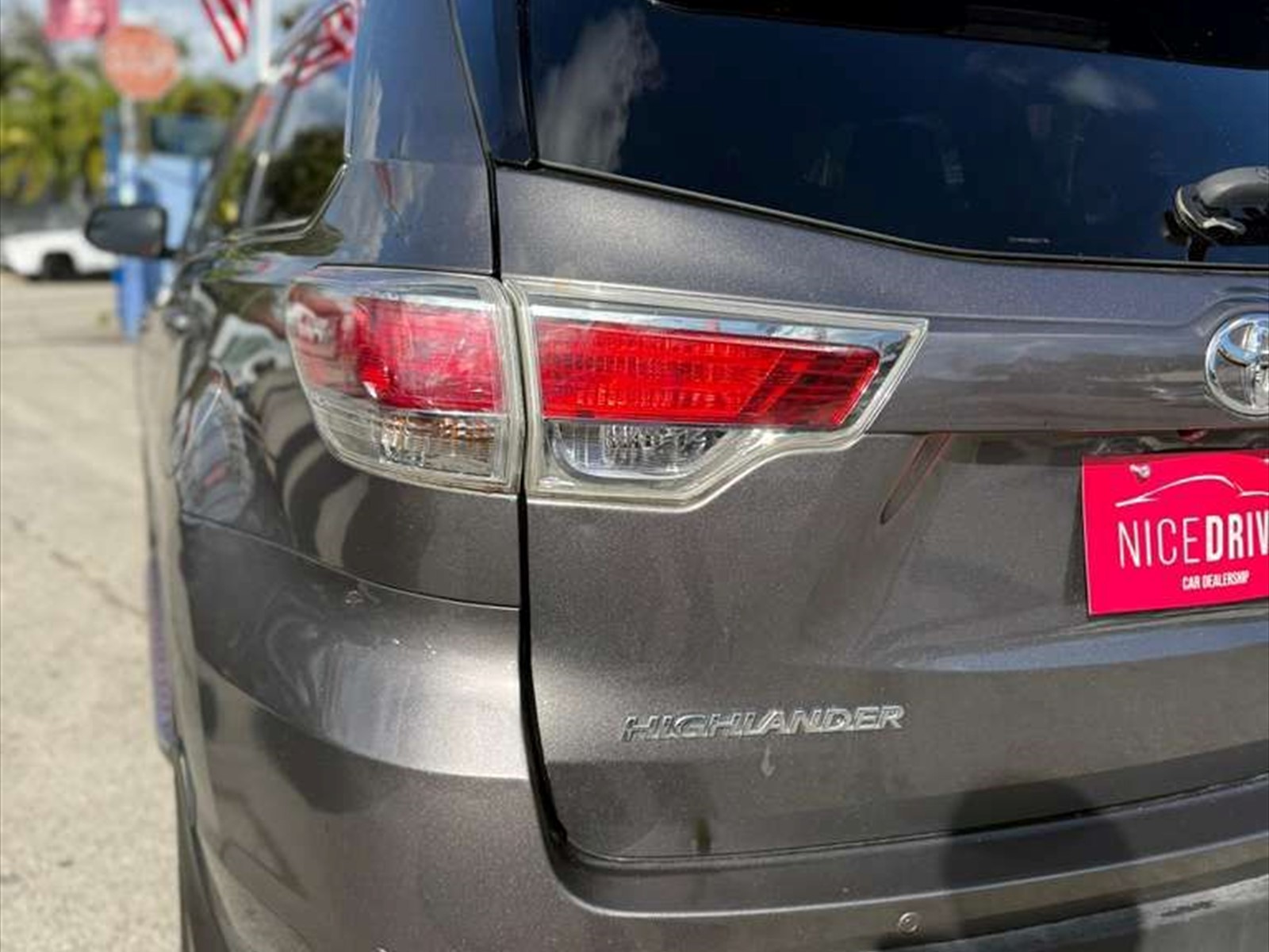 2016 TOYOTA Highlander in Miami, FL