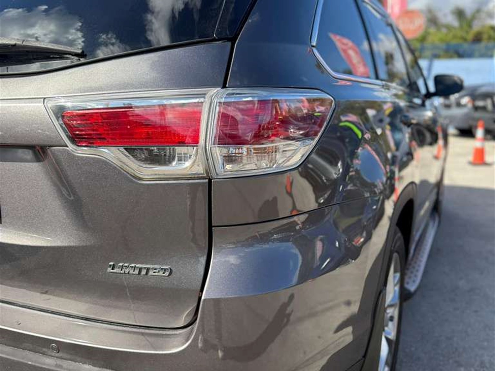 2016 TOYOTA Highlander in Miami, FL