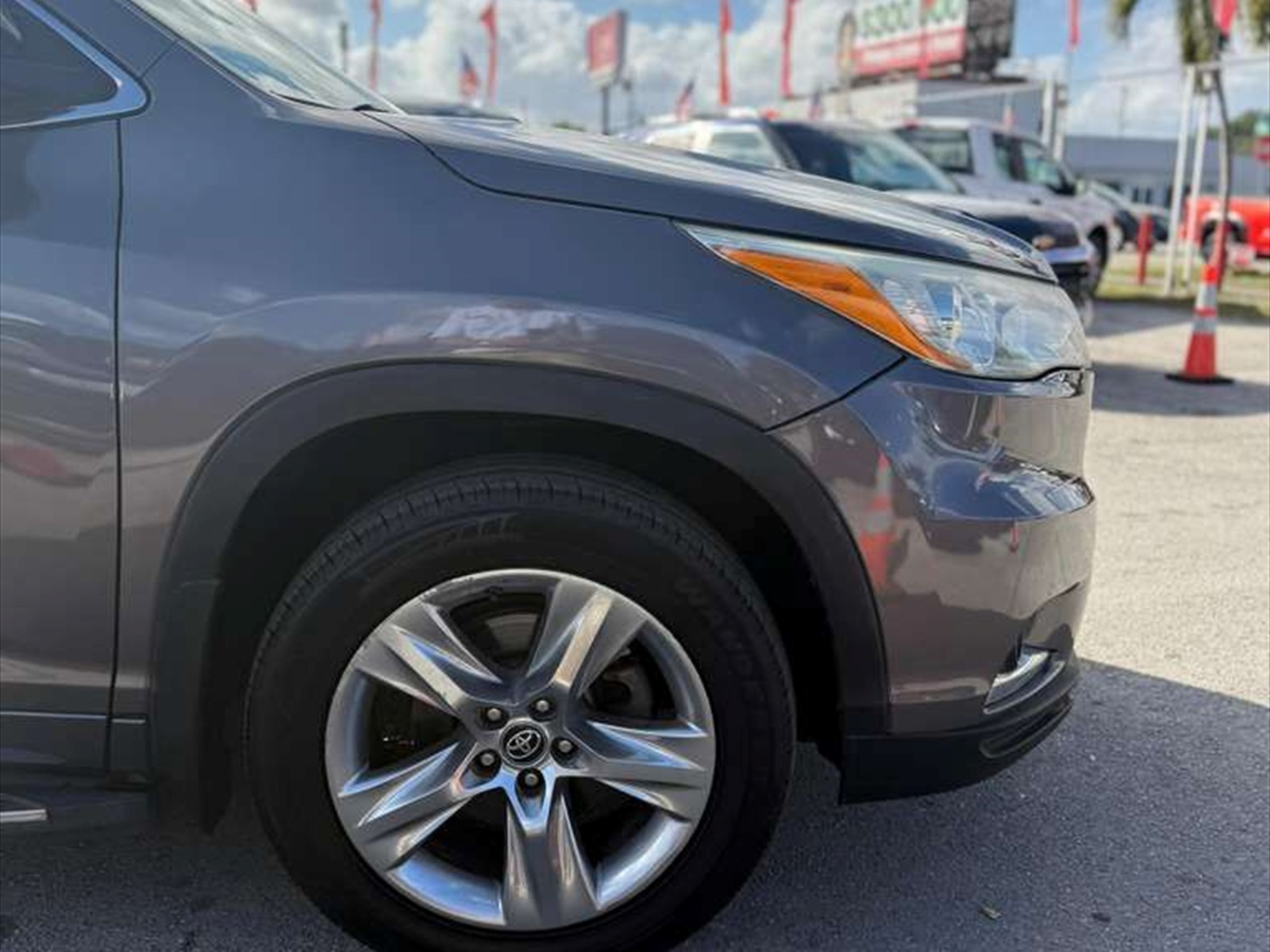 2016 TOYOTA Highlander in Miami, FL
