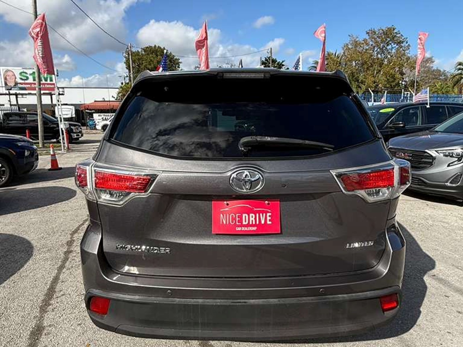 2016 TOYOTA Highlander in Miami, FL