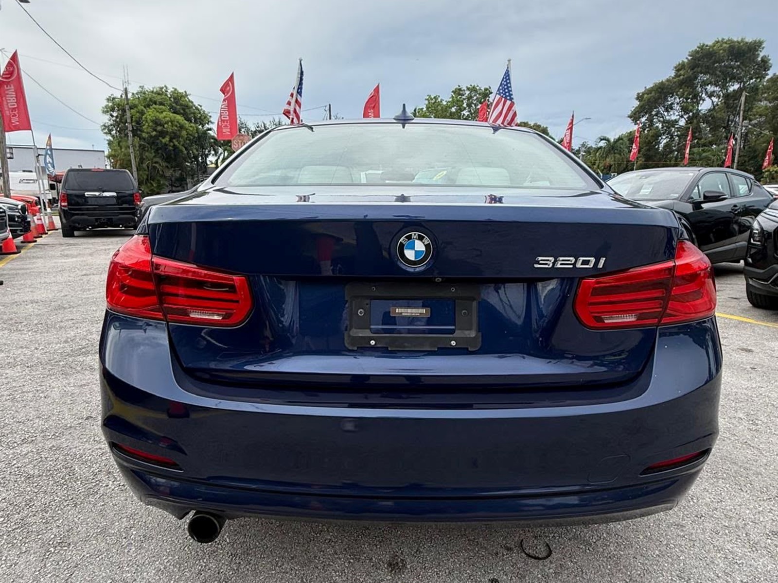 2018 BMW 320i in Miami, FL