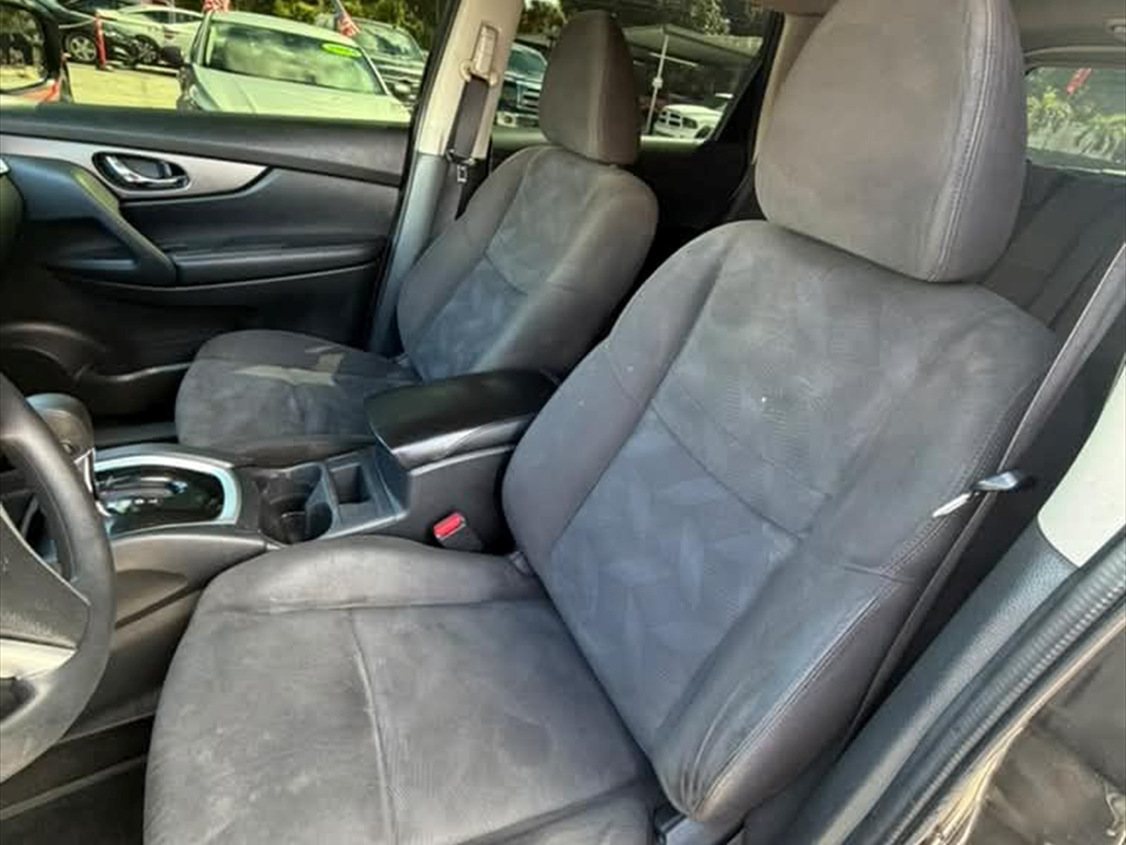 2016 NISSAN Rogue in Miami, FL