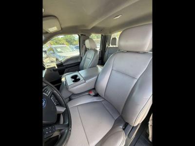 2019 FORD F-150 in Miami, FL