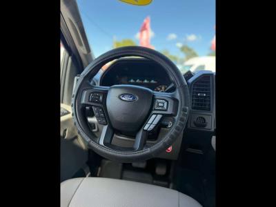 2019 FORD F-150 in Miami, FL