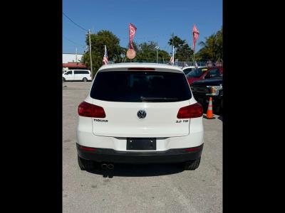 2014 VOLKSWAGEN Tiguan in Miami, FL